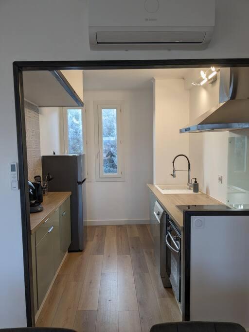 Appartment - Vue Imprenable Sur La Cite Medievale - Parking Gratuit - Climatise Carcassonne Exteriör bild